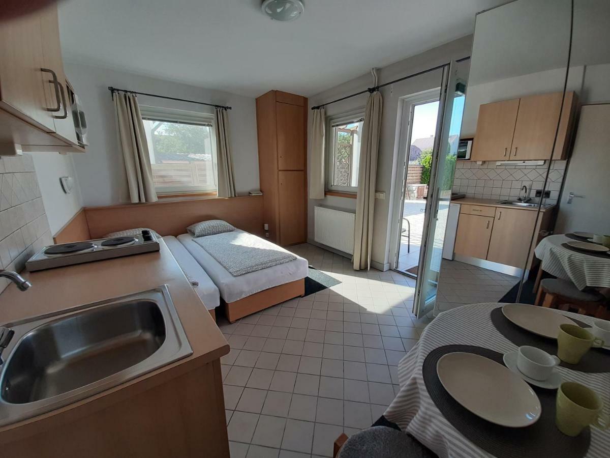 Familia Apartmanhaz Keszthely Extérieur photo