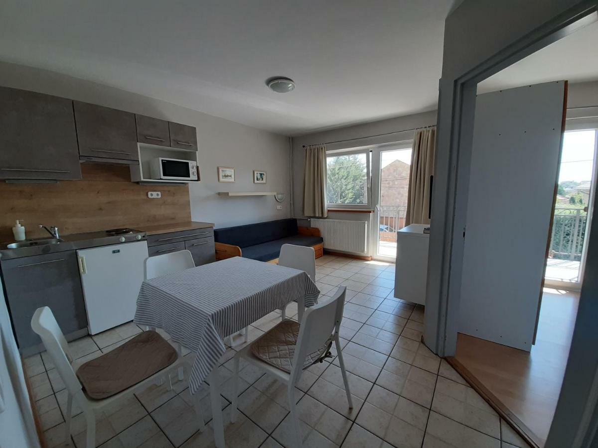Familia Apartmanhaz Keszthely Extérieur photo