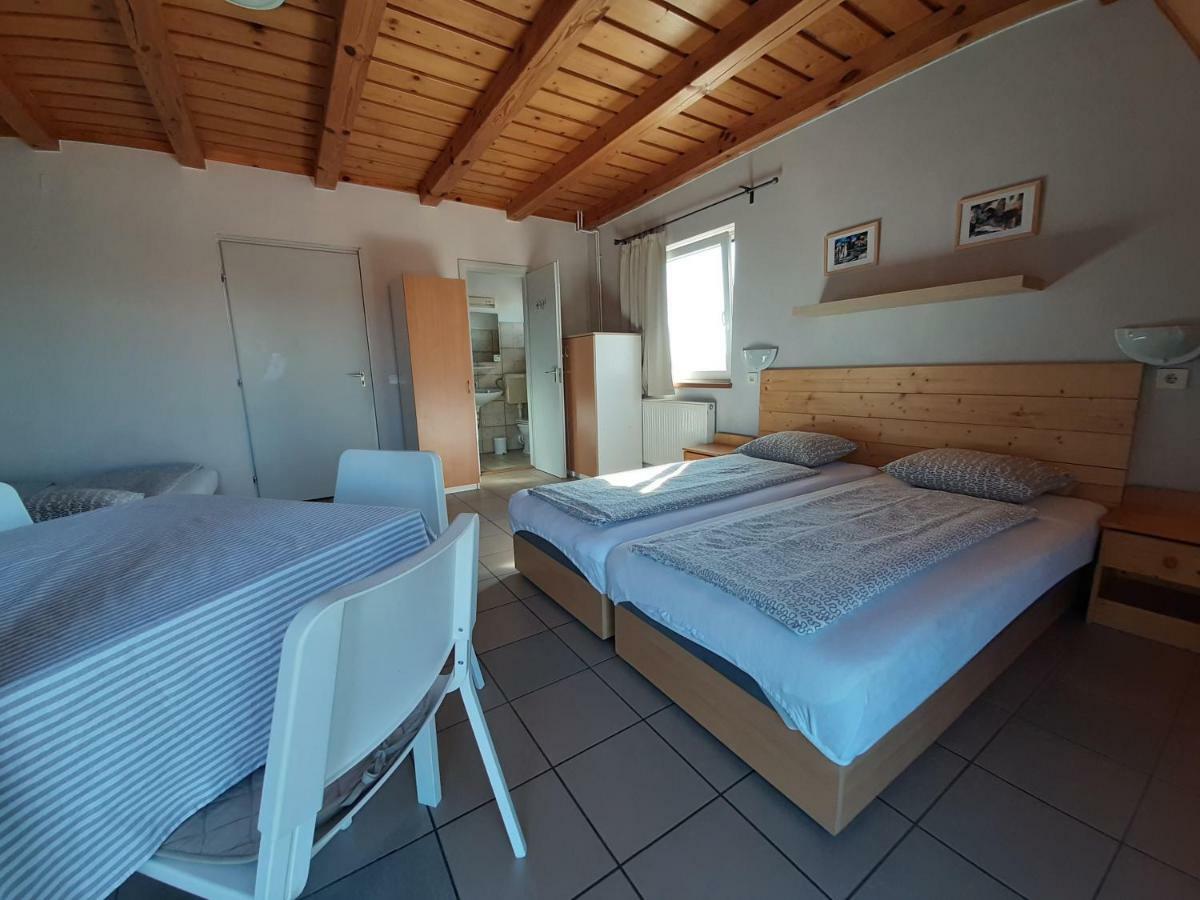 Familia Apartmanhaz Keszthely Extérieur photo