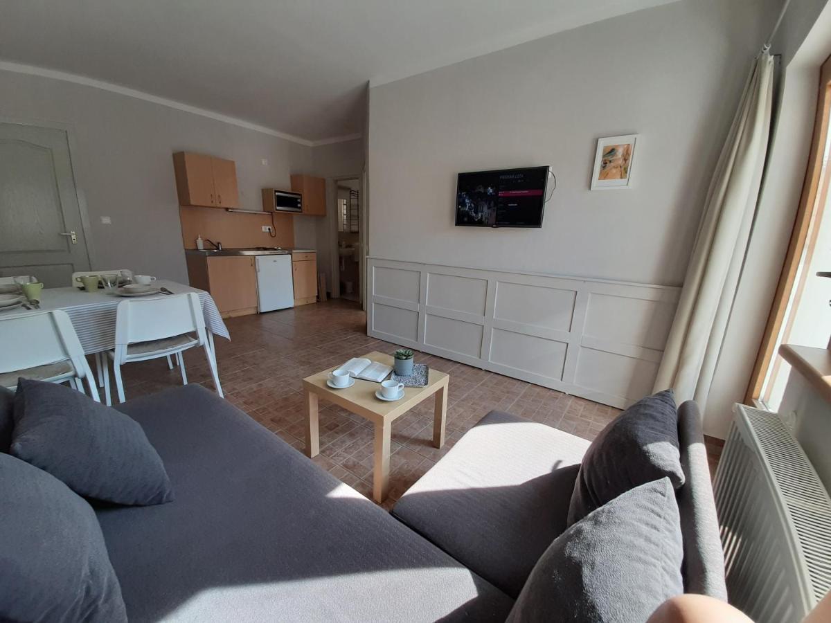 Familia Apartmanhaz Keszthely Extérieur photo